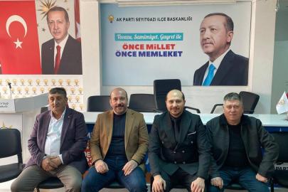 Seyitgazi'de AK Partililer Bayramlaştı!