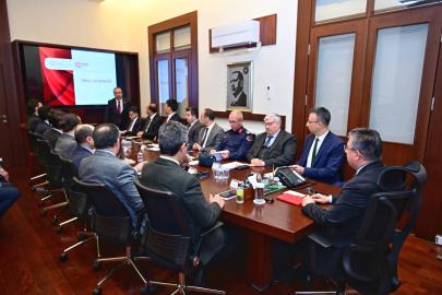 Eğitimde Güvenlik Seferberliği: Vali Yılmaz Başkanlığında Kritik Toplantı