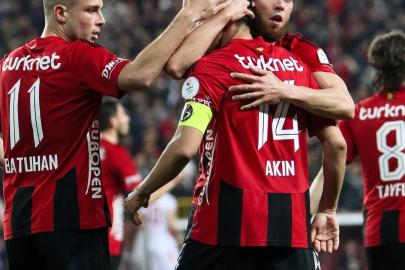Eskişehirspor'dan 3 gollü Tur.... Balıkesir'i devirdik Play Off’ta İkinci Tura Yükseldik