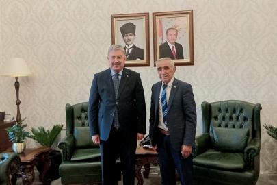 Göcenoluk Mahalle Muhtarı, Vali Yılmaz'a sorunları iletti!