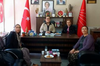 Seyitgazi CHP’de Pazartesi Mesaisi: