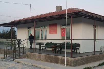 TAŞLIK MAHALLESİ’NDE KONAĞA MODERN DOKUNUŞ VE ÇİÇEKLİ HAZIRLIK