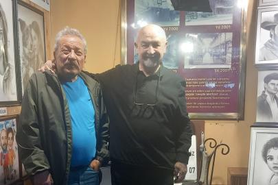 Bir Sanatçının Portresi: Münir Yeşil ve Tarihi Bir Hatıra