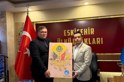 Kırka Ülkü Ocakları’ndan İl Başkanı Gökhan Aker’e Hayırlı Olsun Ziyareti