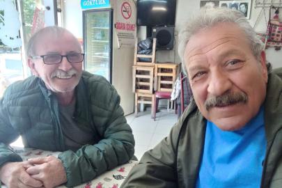 Nafi’nin Çay Ocağından Samimi Bir Kesit: "Kapat Şu Telefonu Abi!" Diye Takılan Can Kardeşimiz Ömer Oskan
