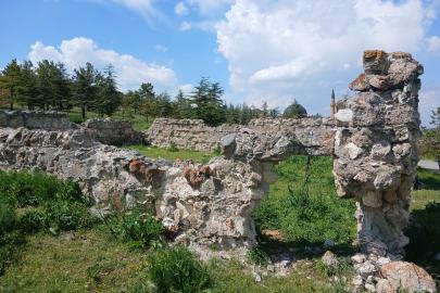 "Atıl Kalmasın, Turizme Kazandırılsın!" Gözler Tarihi Develik Han’da