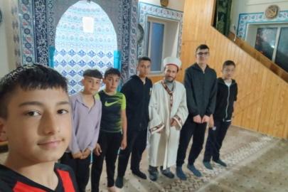 Gençler Yeni Camii’nde Bir Araya Geldi