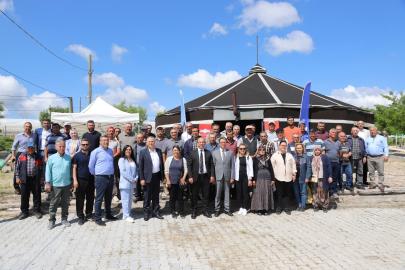 Seyitgazi’de Küçükbaş Hayvancılığa Büyük Destek: Damızlık Koçlar Üreticiye Teslim Edildi!
