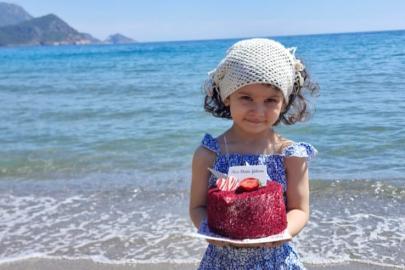 Seyitgazi'nin Minik Gülü Deniz, Yeni Yaşına "Merhaba" Dedi!