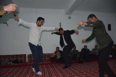 SIRA GECESİ DEĞİL, BU DA GÖCENOLUKLULARIN YÖRÜK GECESİ!