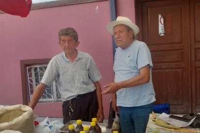 Perşembe Pazarında 40 Yıllık Hasret: Tesadüflerin Buluşturduğu Sıcak Bir Seyitgazi Hikayesi