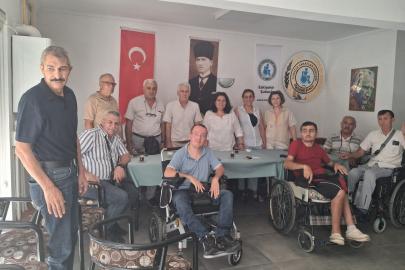 KAPAKLAR ÇÖPE DEĞİL UMUDA GİTTİ: BİR MAVİ KAPAK, BİR ÖZGÜR HAYAT!