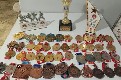 Seyitgazi’den Milli Takıma! 🥋🔥 Taşlık Mahallesi’nin Gururu Yusuf Berat Yılmaz İstanbul Yolcusu!